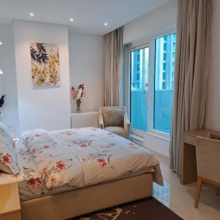 Spacious One Bedroom Close To Burj Khalifa, Dubai Mall In Business Bay Exterior photo