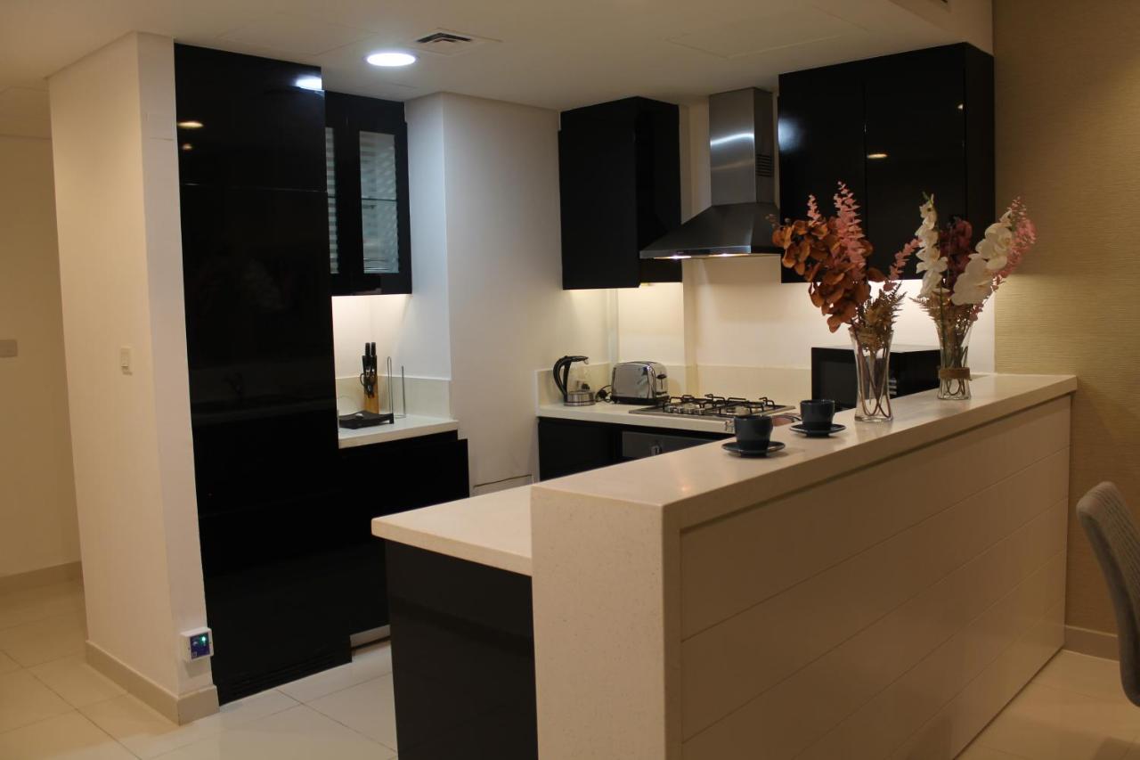 Spacious One Bedroom Close To Burj Khalifa, Dubai Mall In Business Bay Exterior photo
