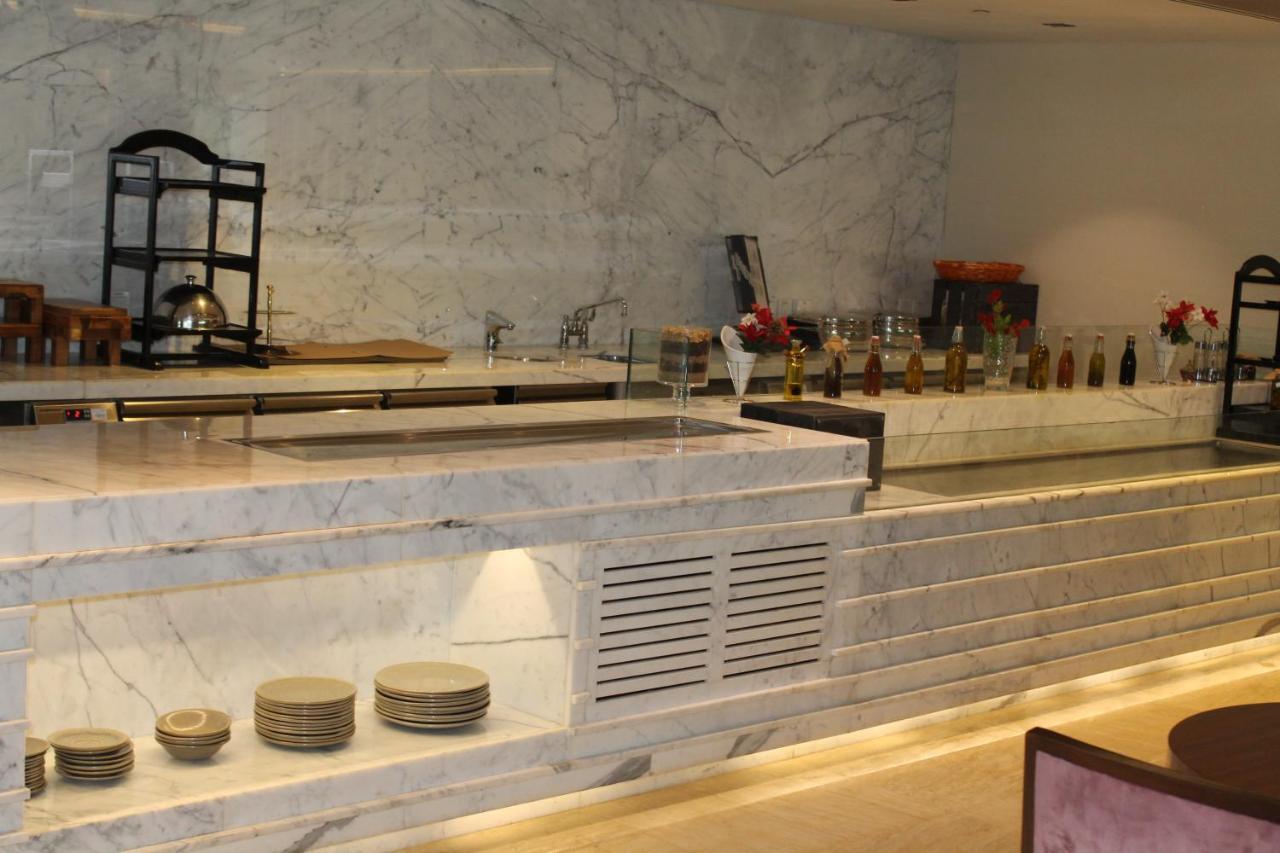 Spacious One Bedroom Close To Burj Khalifa, Dubai Mall In Business Bay Exterior photo